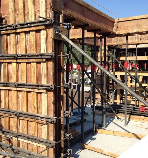 Travamento Metálico Pilares e Vigas